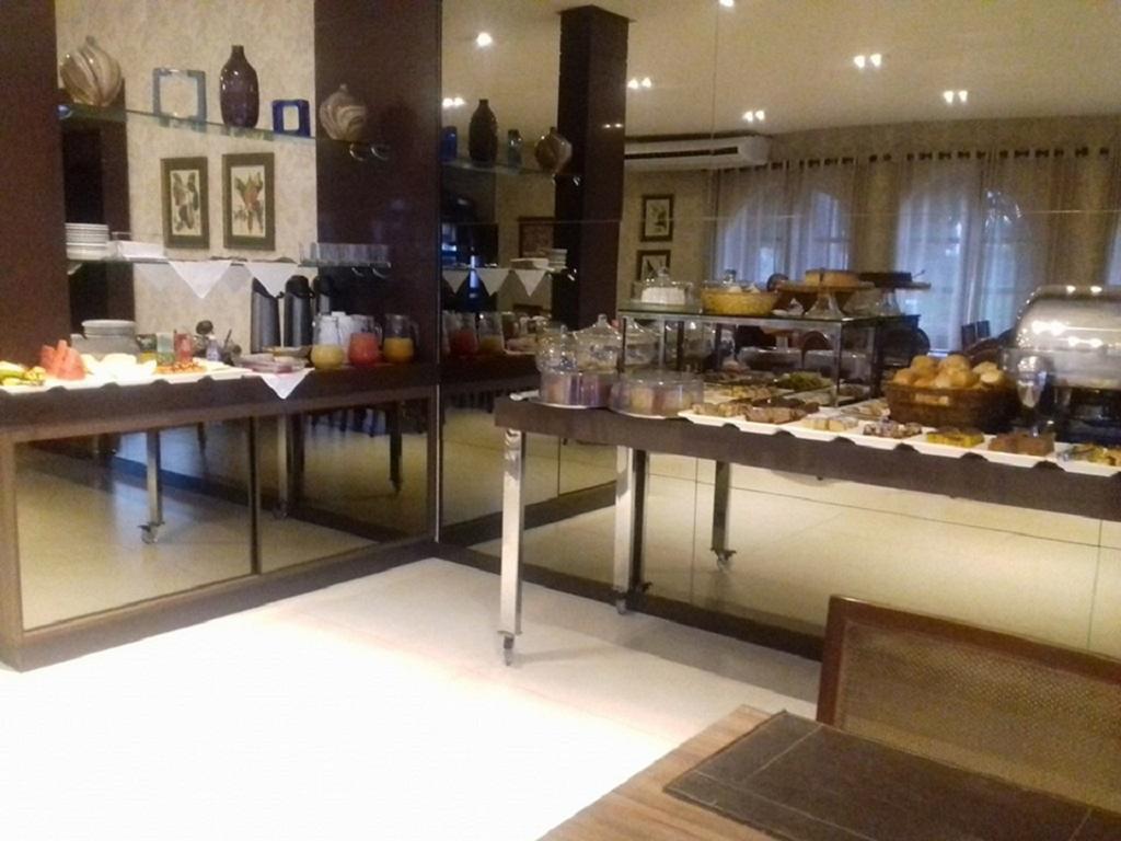 Wembley Park Hotel Porangatu Eksteriør bilde